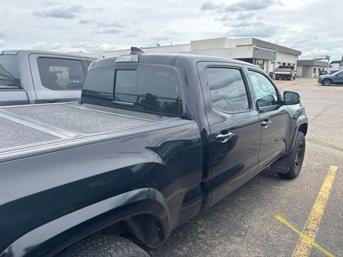 Used 2021 Toyota Tacoma 4x4 Double Cab image 12
