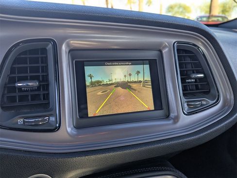 Used 2023 Dodge Challenger SXT image 30