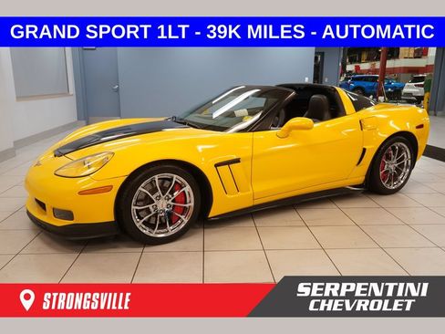 Used 2011 Chevrolet Corvette Grand Sport RWD image 1