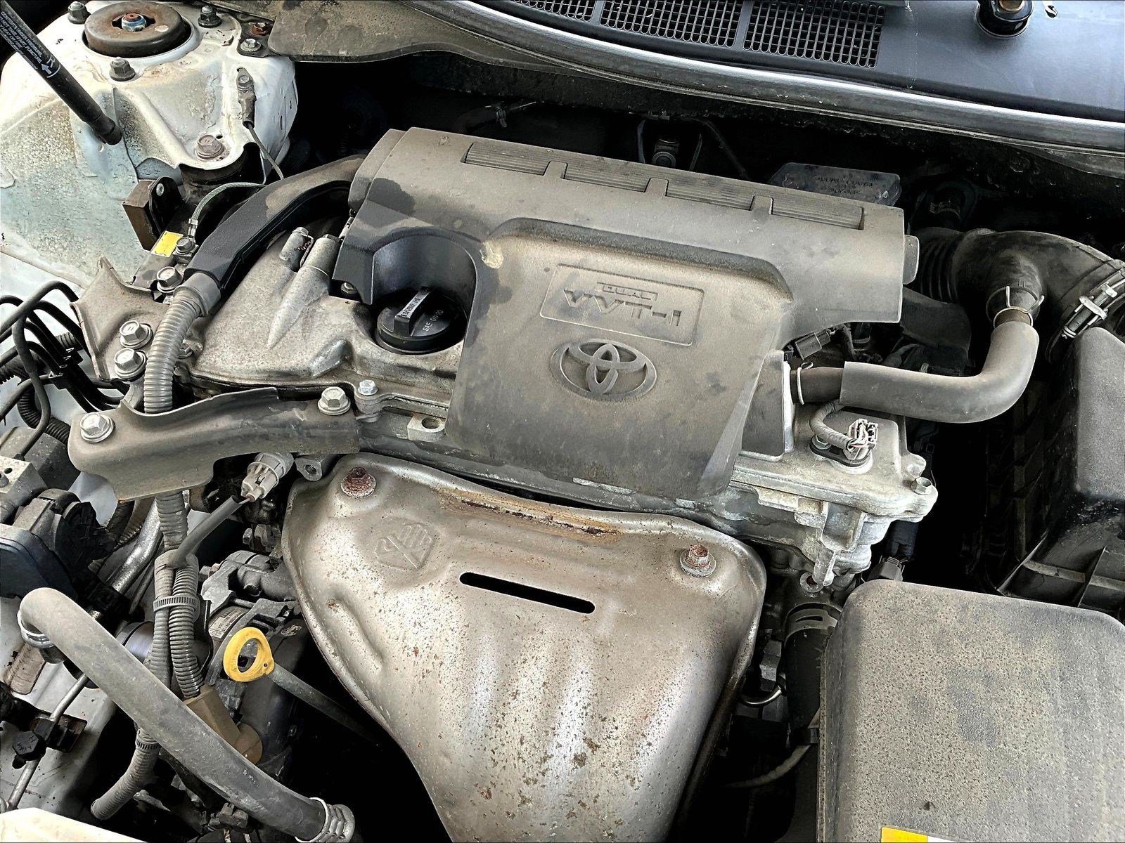 Used 2015 Toyota Camry LE FWD image 28