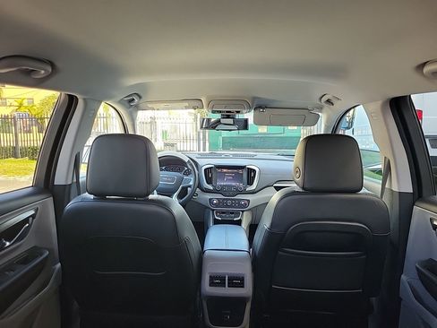 Used 2023 GMC Terrain SLT w/ LPO, Floor Liner Package image 16