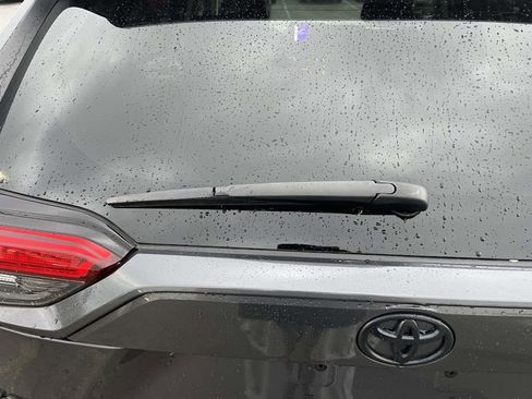 Used 2023 Toyota RAV4 XLE image 27