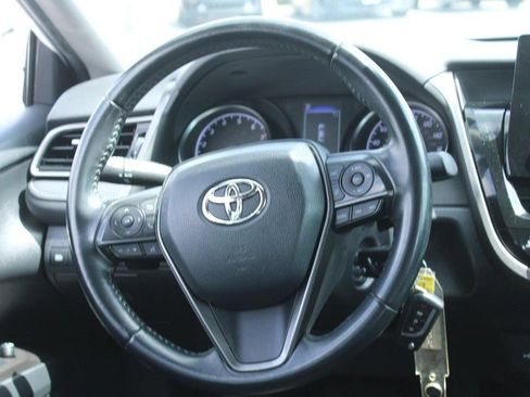 Certified 2022 Toyota Camry SE FWD image 13