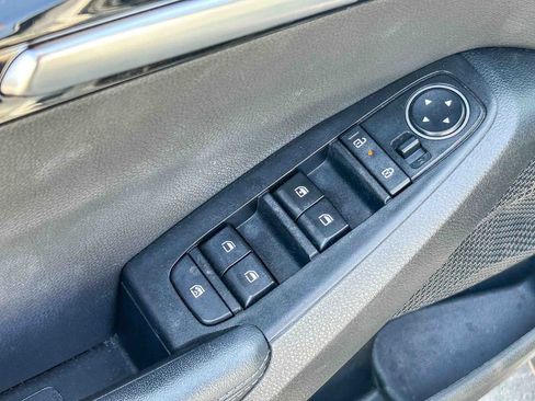 Used 2024 Kia Seltos S FWD image 26