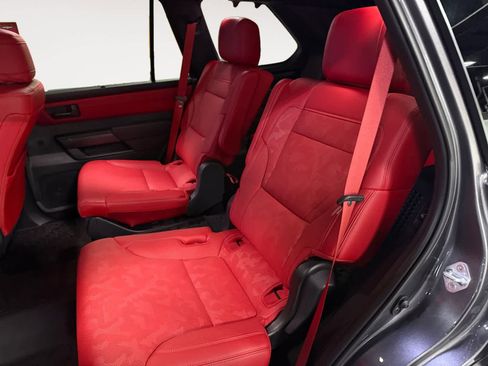 Used 2025 Toyota Sequoia TRD Pro AWD/4WD image 19