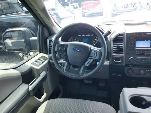 Used 2018 Ford F150 XLT RWD image 12
