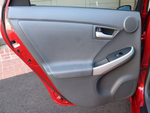 Used 2010 Toyota Prius Five FWD image 22