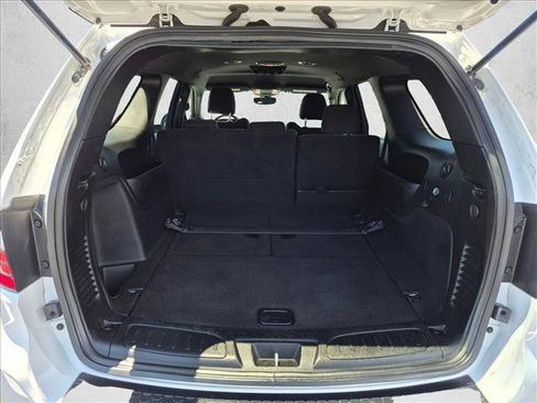 Used 2023 Dodge Durango SXT RWD image 6