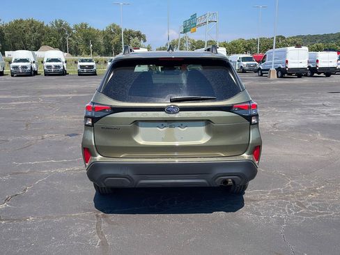New 2026 Subaru Forester Premium AWD/4WD image 4
