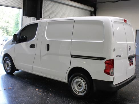 Used 2020 Nissan NV200 S FWD image 5