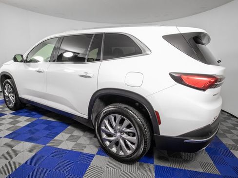 Used 2026 Buick Enclave Preferred FWD image 7