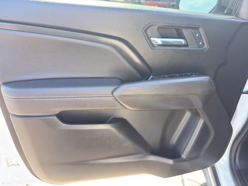 Certified 2023 Chevrolet Colorado LT w/ LT Convenience Package III AWD/4WD image 15