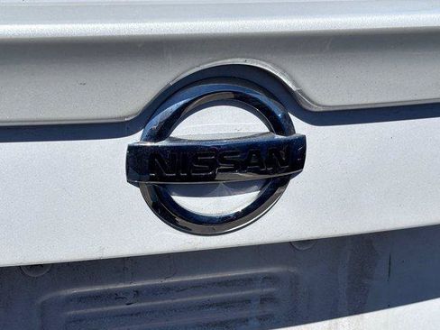 Used 2021 Nissan Sentra SR w/ SR Premium Package FWD image 9