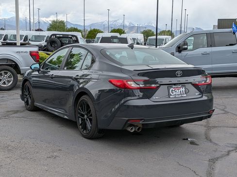 Used 2026 Toyota Camry SE w/ Multimedia Upgrade Package FWD image 9