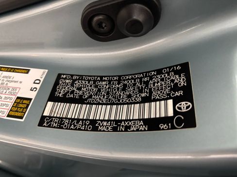 Used 2016 Toyota Prius V image 27