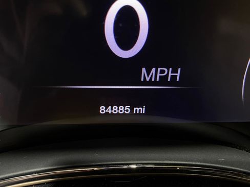 Used 2017 Jeep Grand Cherokee Limited w/ Trailer Tow Group IV AWD/4WD image 10