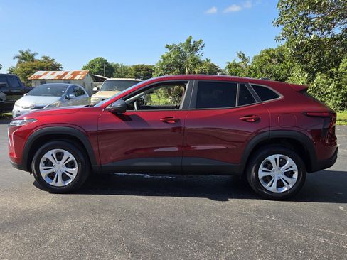 Certified 2024 Chevrolet Trax LS w/ Driver Confidence Package FWD image 2