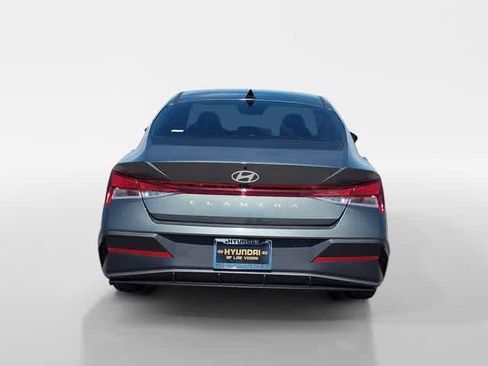New 2026 Hyundai Elantra SE w/ Cargo Package FWD image 4