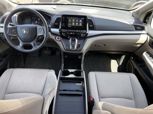 Used 2024 Honda Odyssey EX image 12