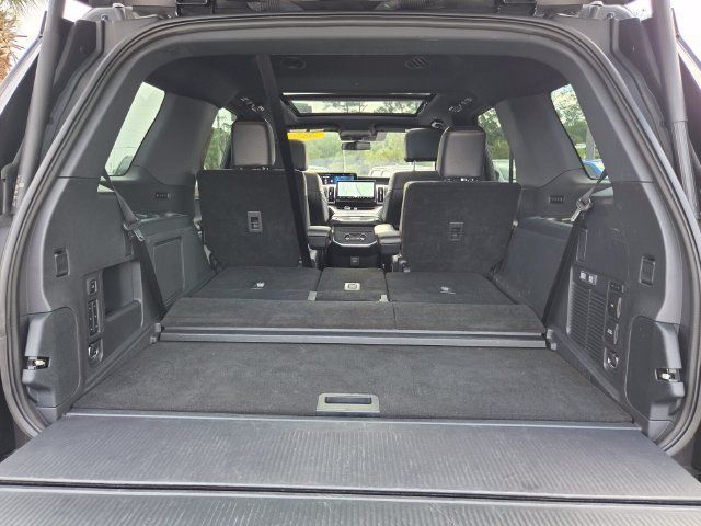 Used 2025 Ford Expedition Tremor AWD/4WD image 16