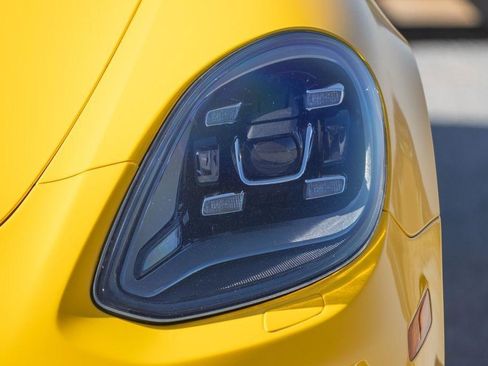 Used 2018 Porsche Panamera 4S image 17