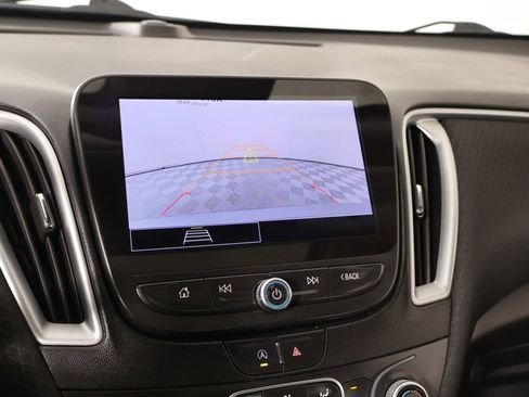 Used 2024 Chevrolet Malibu LT FWD image 6
