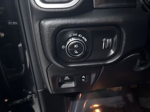 Used 2020 RAM 1500 Big Horn image 15