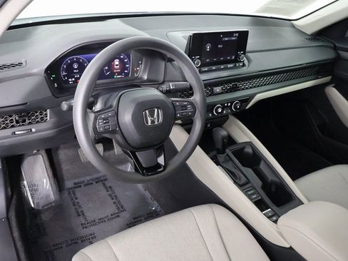 Used 2023 Honda Accord LX image 7