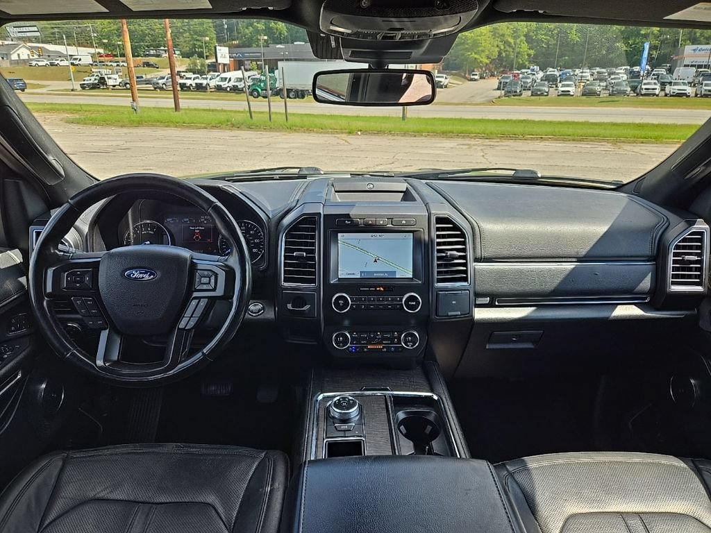 Used 2020 Ford Expedition Limited RWD image 2