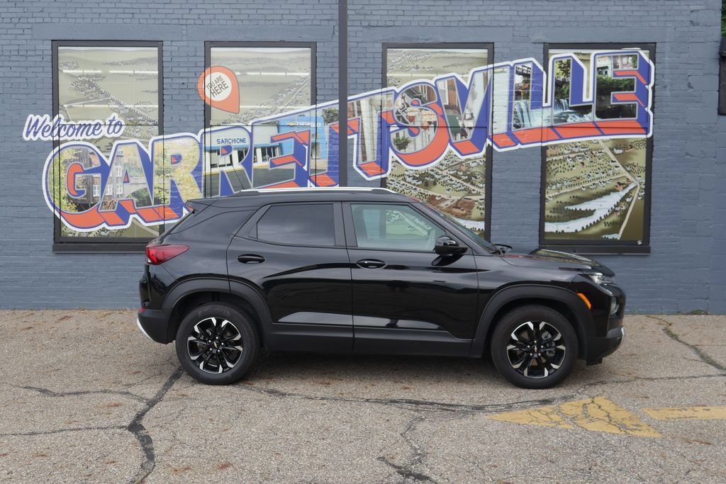 Used 2023 Chevrolet TrailBlazer LT w/ Convenience Package FWD image 17