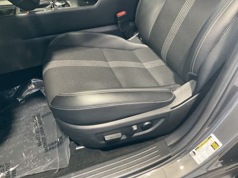 Used 2025 MAZDA CX-50 AWD 2.5 S w/ Preferred Package image 28