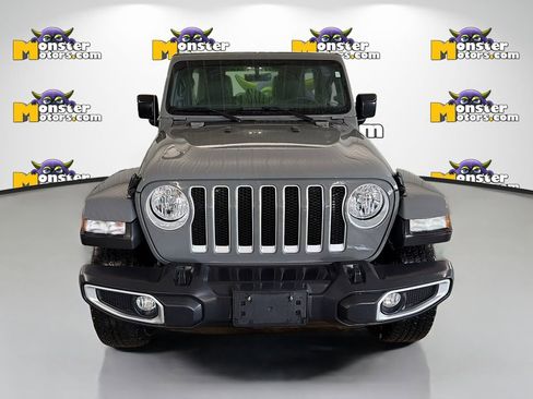 Used 2023 Jeep Wrangler Unlimited Sahara w/ Cold Weather Group AWD/4WD image 2
