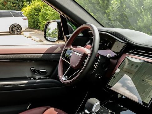 New 2026 Land Rover Range Rover Sport Dynamic SE AWD/4WD image 20