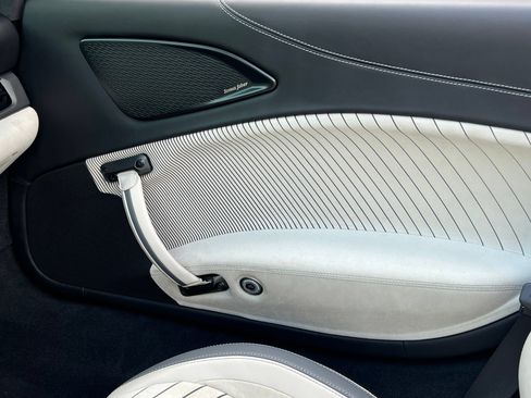 Used 2023 Maserati MC20 Spyder RWD image 42