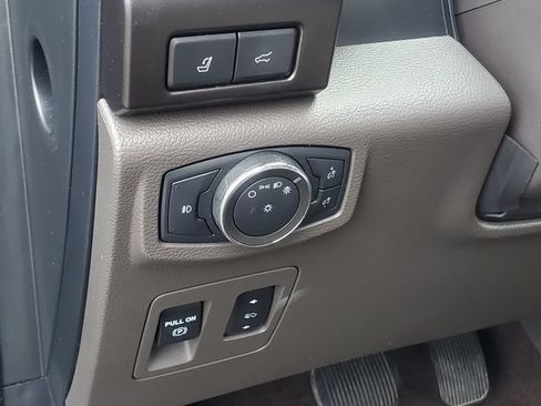 Used 2020 Ford Expedition Limited w/ Equipment Group 301A AWD/4WD image 12