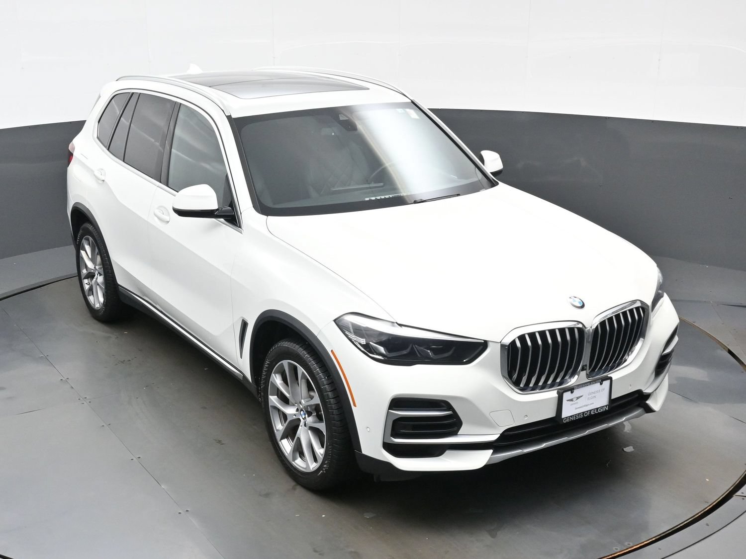 Used 2023 BMW X5 xDrive40i AWD/4WD image 43