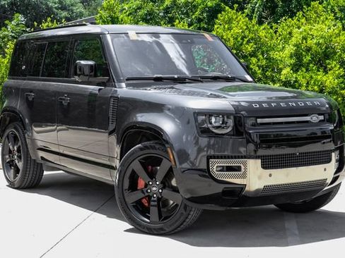 Used 2024 Land Rover Defender 110 X AWD/4WD image 7