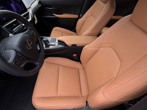 New 2026 Lexus UX 300h AWD image 5
