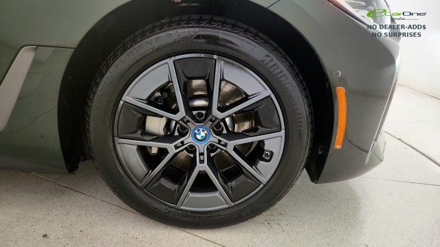 Used 2024 BMW i4 eDrive35 w/ Premium Package RWD image 78