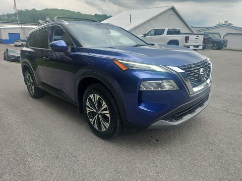 Used 2021 Nissan Rogue SV w/ Premium Package AWD/4WD image 7