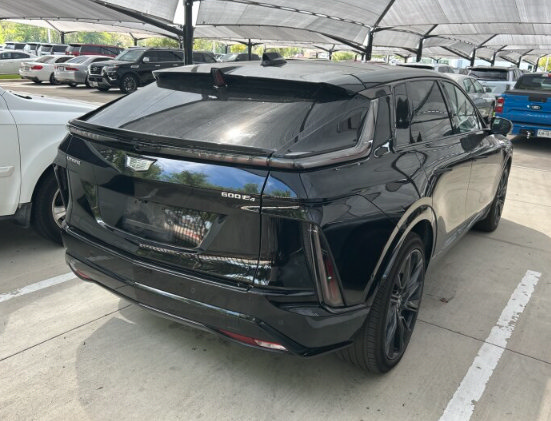 Certified 2024 Cadillac Lyriq Sport AWD/4WD image 3