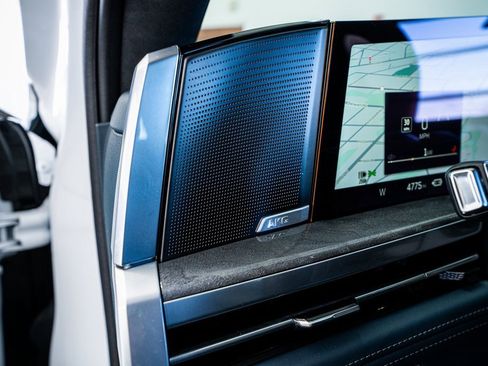 Used 2025 Cadillac Escalade IQ Luxury 2 image 42