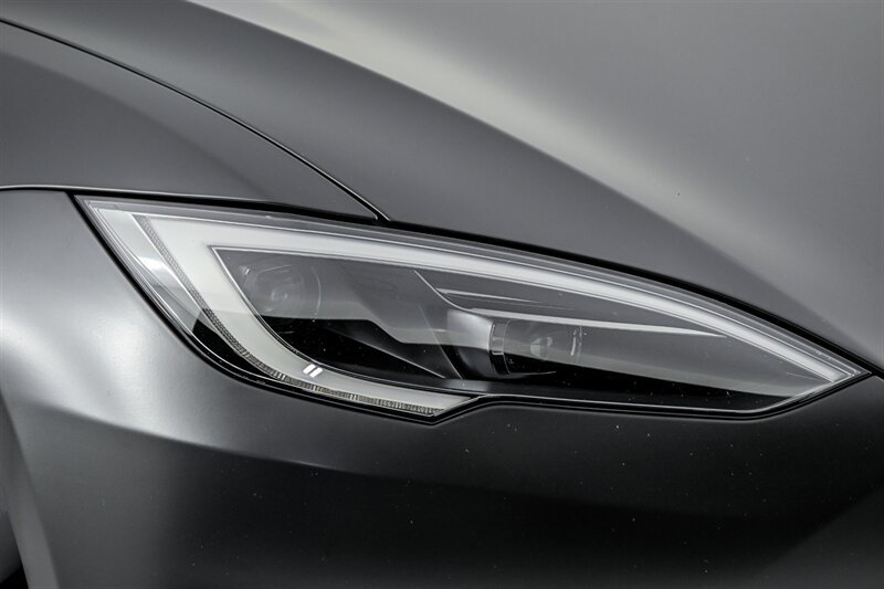 Used 2025 Tesla Model S Plaid AWD/4WD image 4