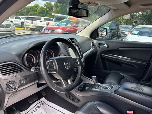 Used 2015 Dodge Journey Crossroad w/ Flexible Seating Group FWD image 7