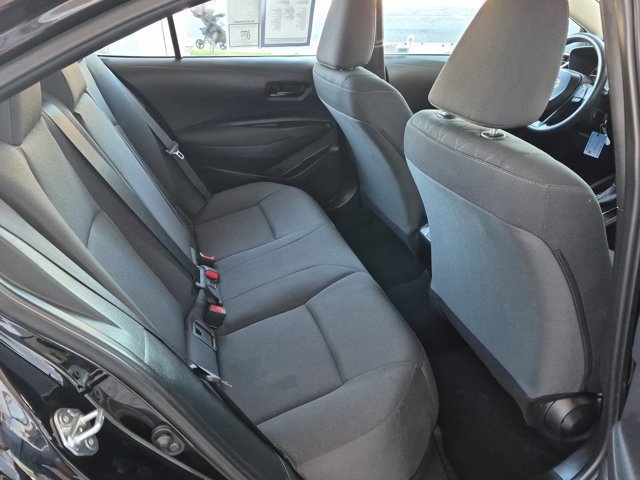 Used 2025 Toyota Corolla LE FWD image 7