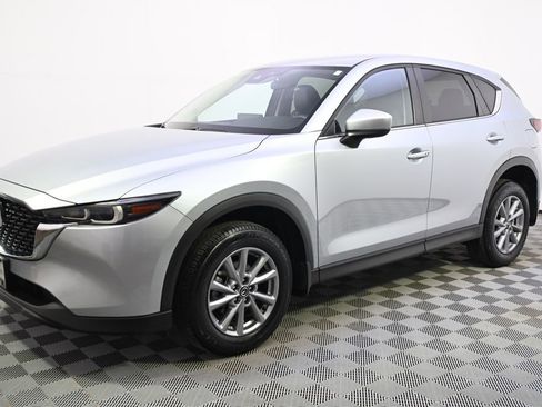 Used 2023 MAZDA CX-5 AWD 2.5 S w/ Select Package image 2