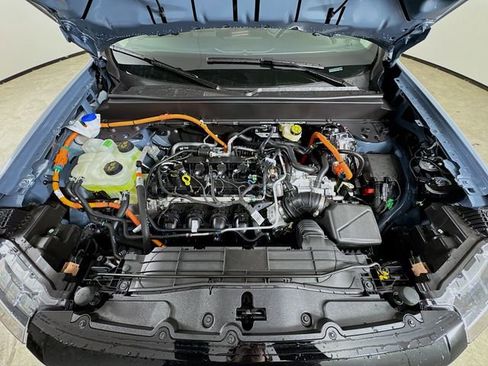 New 2026 Ford Maverick Lariat w/ Black Appearance Package image 30