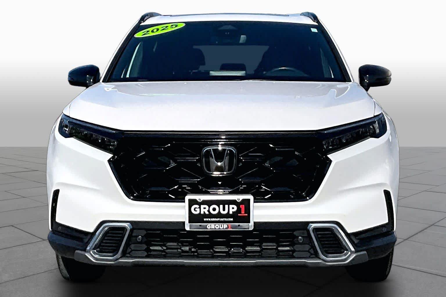 Used 2025 Honda CR-V Sport Touring image 4