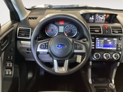 Used 2018 Subaru Forester 2.5i Premium w/ Protection Package #3A AWD/4WD image 12