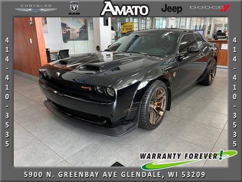 Used 2022 Dodge Challenger SRT Hellcat RWD image 1